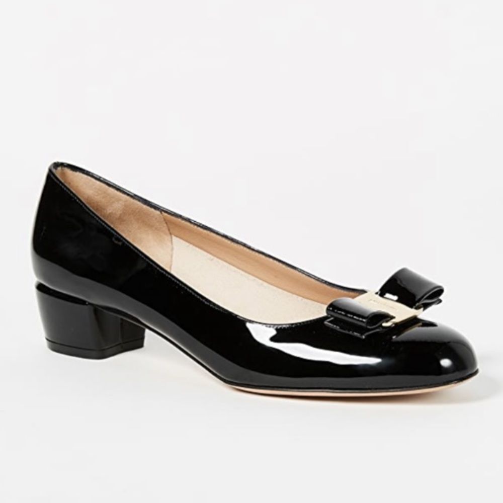 Salvatore Ferragamo Women’s Heel With Bow Shiny Black Patent Leather Size: 8.5‌ - Picture 2 of 15
